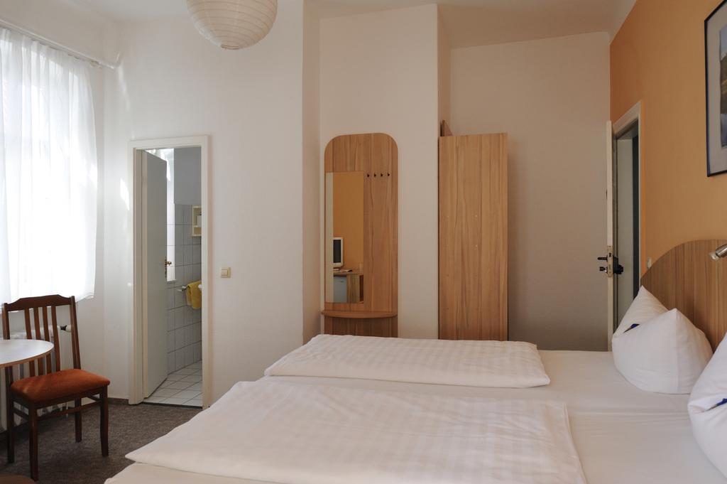 Pension Am Kluenderberg Binz Exteriér fotografie